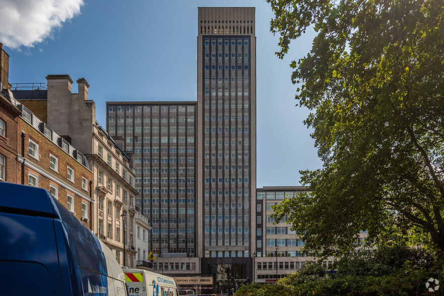 33 Cavendish Sq, London à louer - Photo du bâtiment - Image 2 de 48