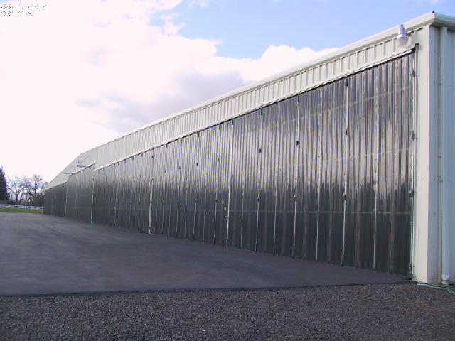 29502 S Meridian Rd, Hubbard, OR à vendre - Photo du bâtiment - Image 3 de 5