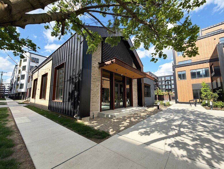 468 W State St, Columbus, OH for lease - Building Photo - Image 2 of 8