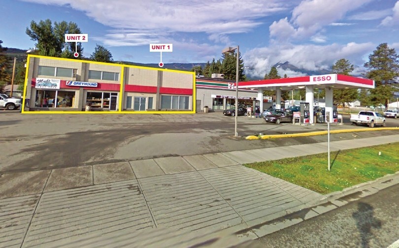 4011 Yellowhead Hwy, Smithers, BC à vendre Photo principale- Image 1 de 1