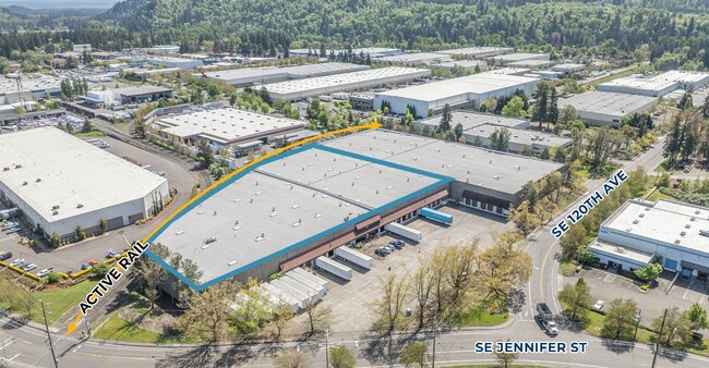 More details for 12100 SE Jennifer St, Clackamas, OR - Industrial for Lease