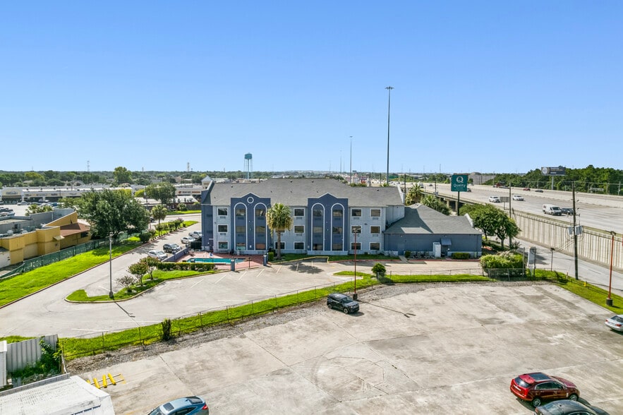 17550 Northwest Fwy, Houston, TX for sale - Building Photo - Image 3 of 71