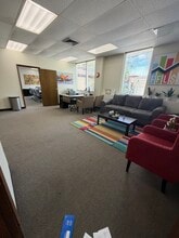 1515 N Harlem Ave, Oak Park, IL for lease Interior Photo- Image 1 of 7