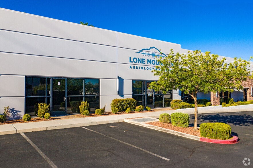 5920 S Rainbow Blvd, Las Vegas, NV for sale - Building Photo - Image 3 of 12