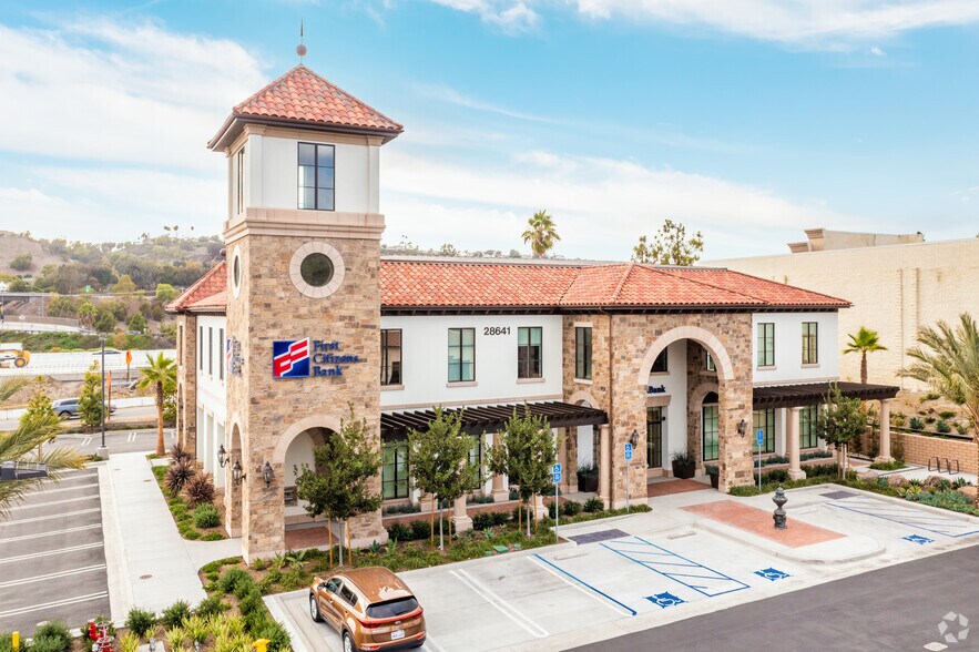 28601-28651 Marguerite Pky, Mission Viejo, CA à louer - Photo du bâtiment - Image 3 de 6