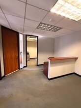 3731 Wilshire Blvd, Los Angeles, CA for lease Interior Photo- Image 2 of 11