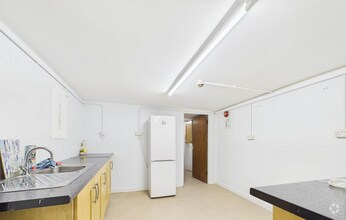 17 Dunluce St, Larne à louer Photo intérieure- Image 2 de 4