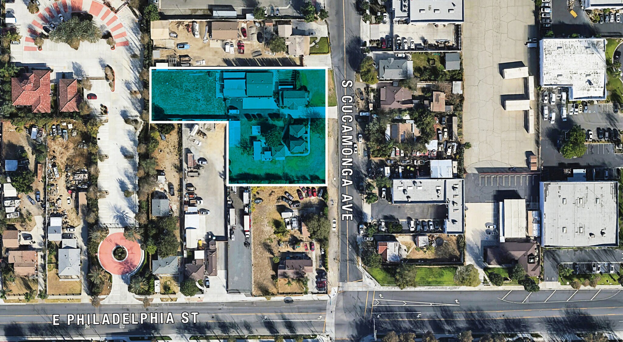 2130-2136 Cucamonga Ave, Ontario, CA à vendre Aérien- Image 1 de 3