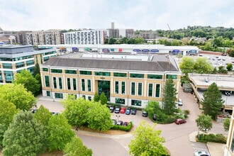 2 Arlington Sq, Bracknell, BKS - AERIAL map view - Image1