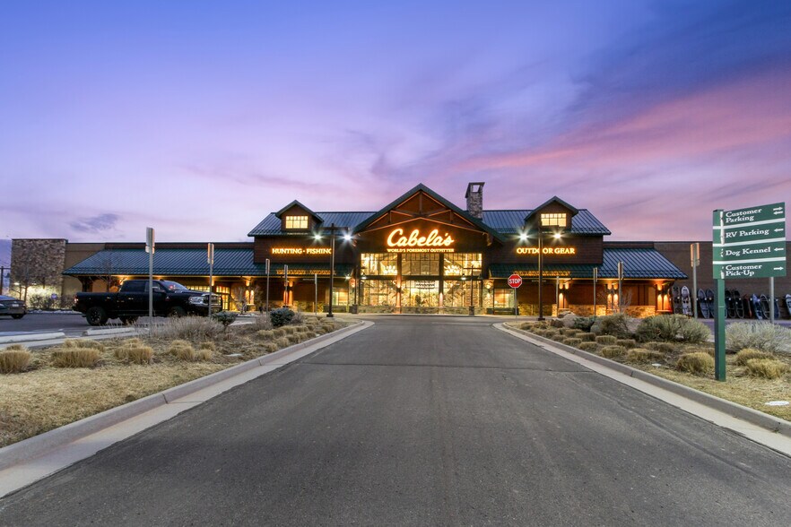 4 Property Cabela's/Bass Pro Portfolio portefeuille de 4 propriétés à vendre sur LoopNet.ca - Photo du bâtiment - Image 2 de 4