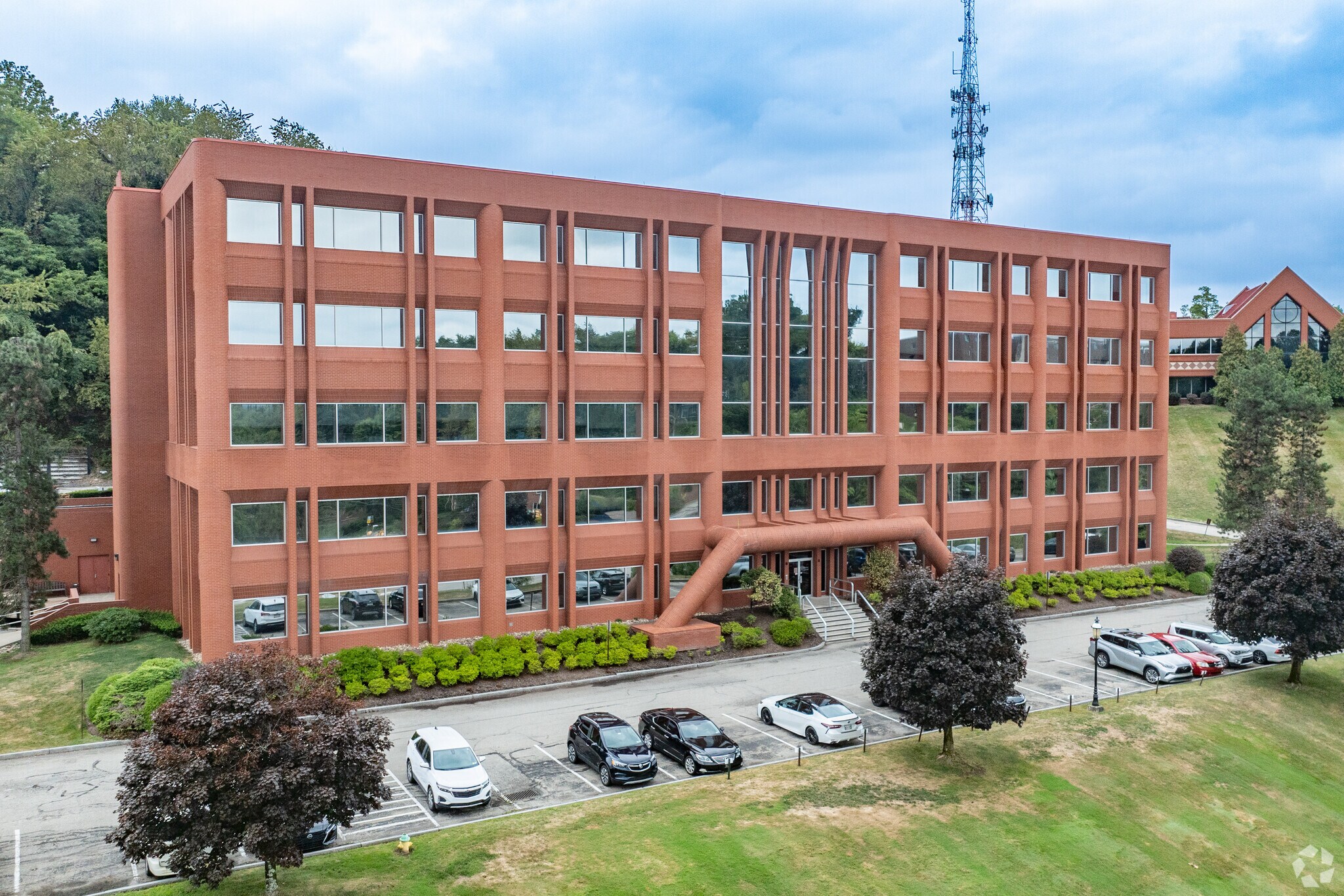 1500 Ardmore Blvd, Pittsburgh, PA for lease Primary Photo- Image 1 of 5