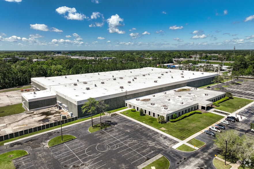 600 Wells Rd, Orange Park, FL à louer - Photo du bâtiment - Image 2 de 6