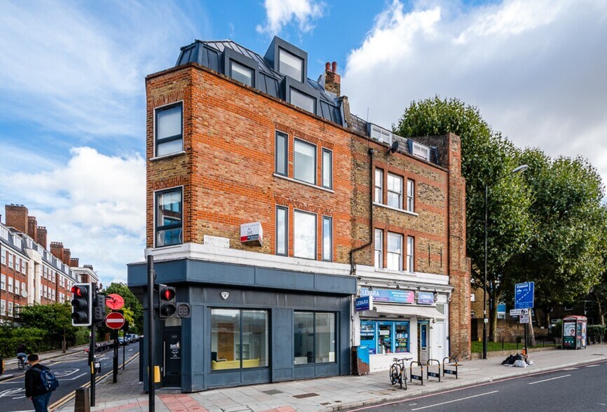 162 Farringdon Rd, Londres à louer - Photo du bâtiment - Image 2 de 8