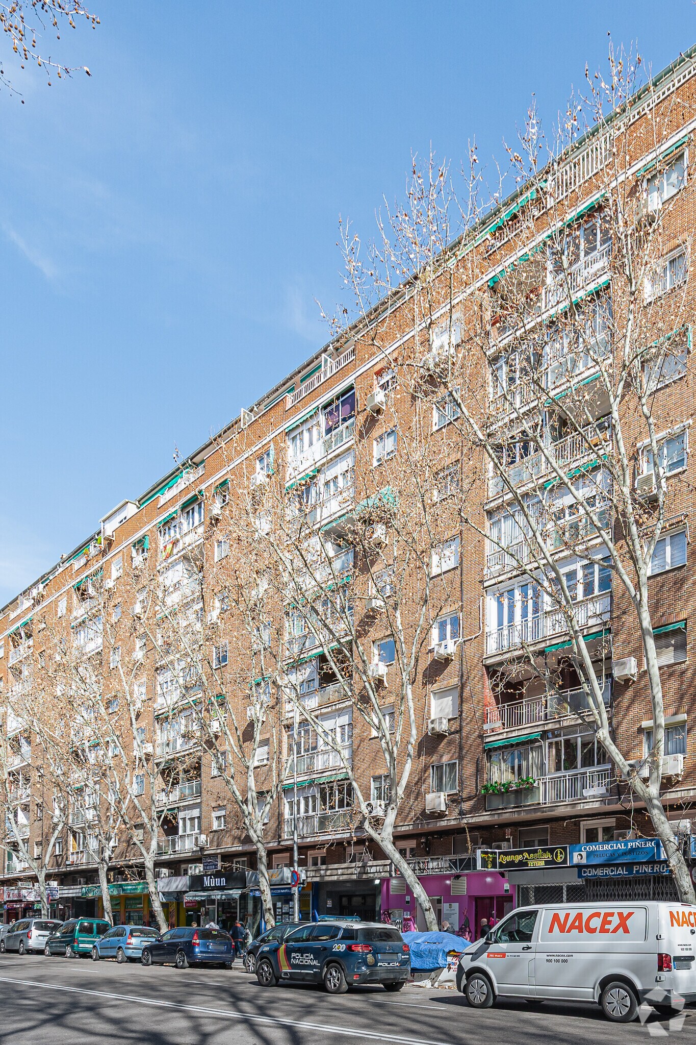 Retail in Madrid, Madrid for lease Building Photo- Image 1 of 2