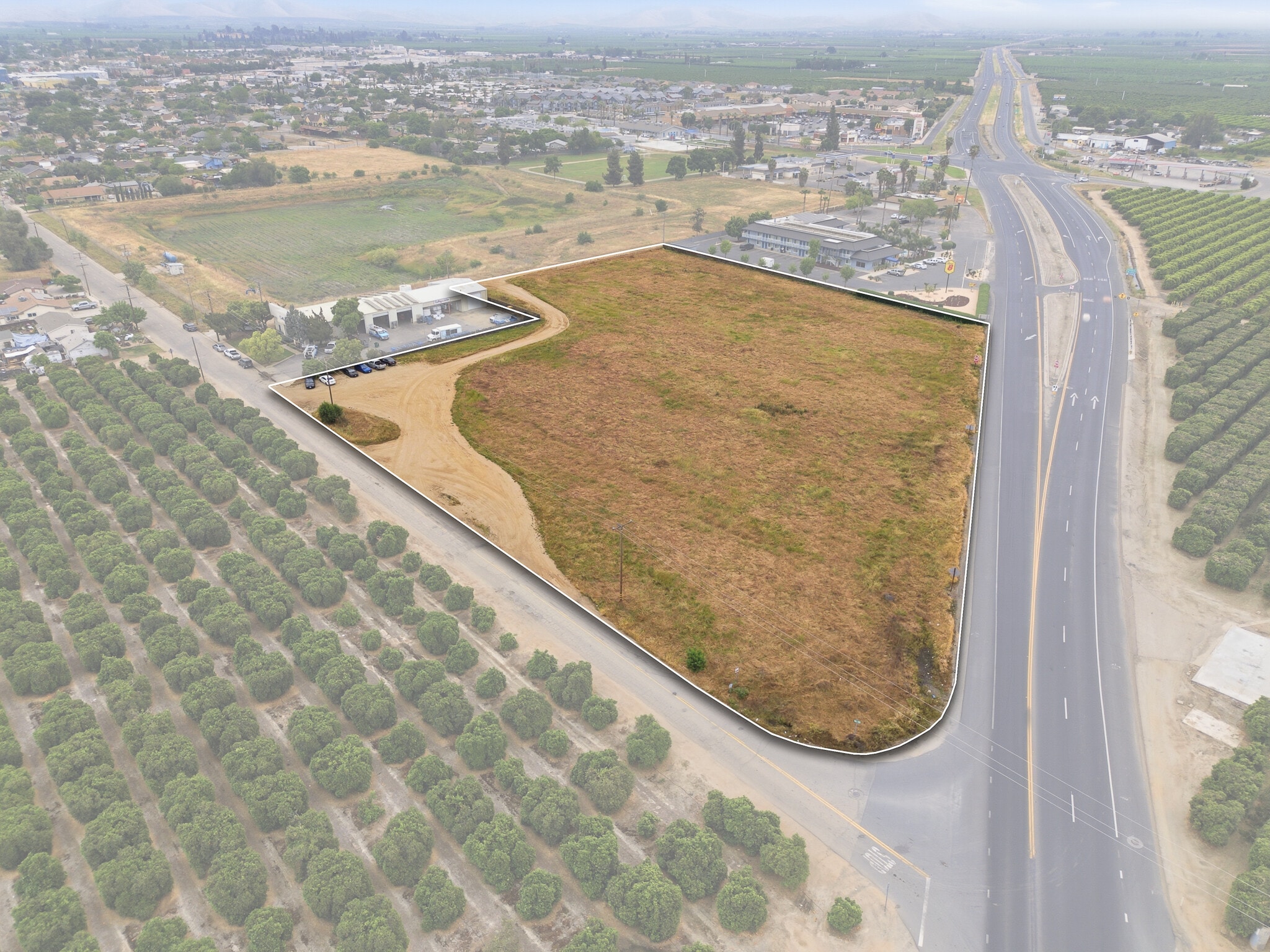 N Highway 65, Lindsay, CA for sale Primary Photo- Image 1 of 13