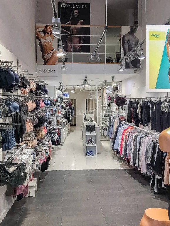 Vilafranca del Penedès, BAR 08720 - Unité BX -  - Photo intérieure - Image 1 of 3