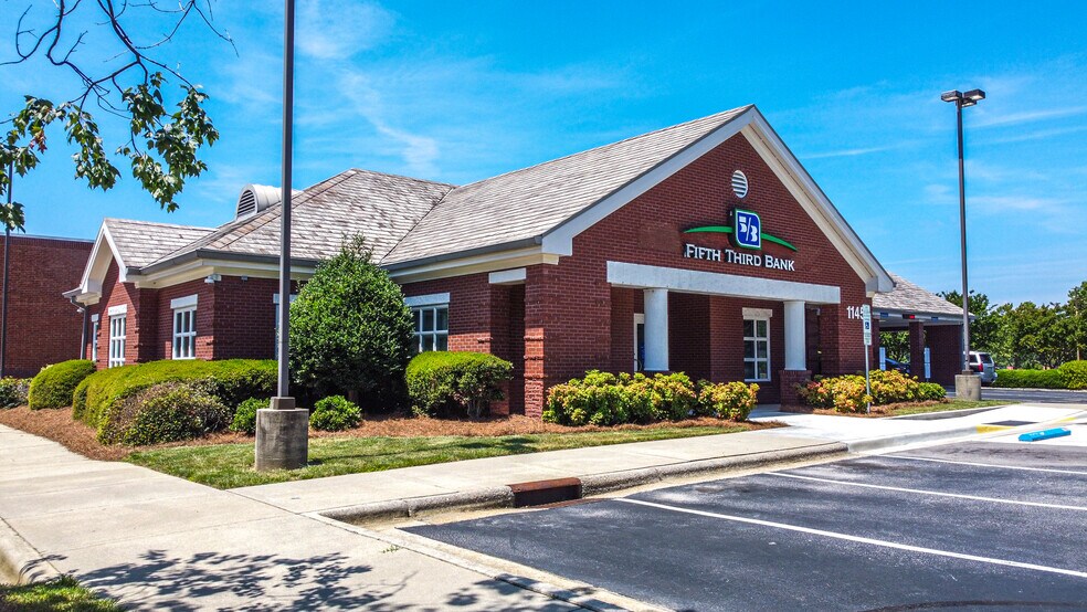 1145 US Highway 70 W, Garner, NC à vendre - Photo du bâtiment - Image 1 de 3