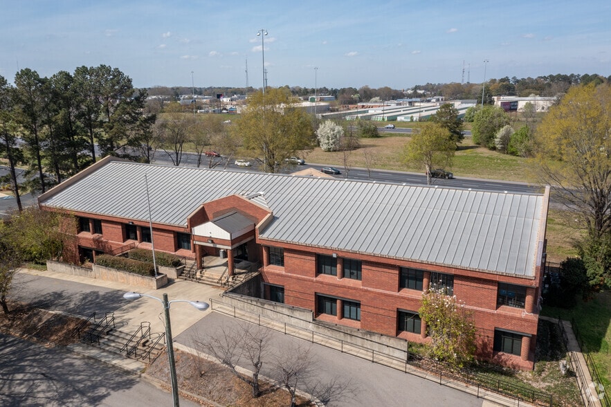 5950 Carmichael Pl, Montgomery, AL for lease - Building Photo - Image 2 of 5