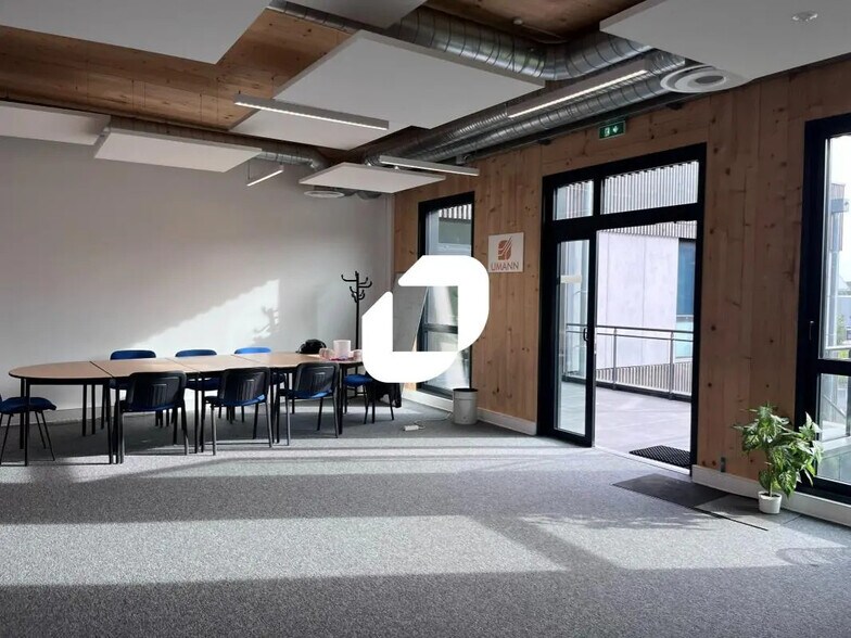 5 Rue Pierre-Antoine Delahousse, Roncq à louer - Photo du bâtiment - Image 3 de 12