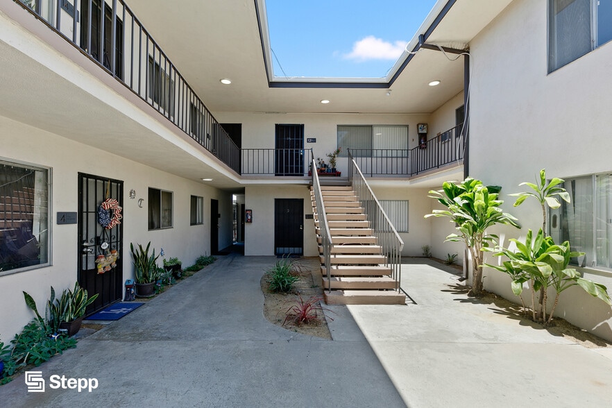 140 E Spring St, Long Beach, CA for sale - Building Photo - Image 2 of 14