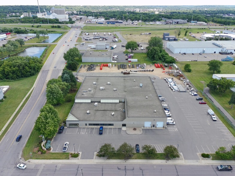 2730 3rd Ave, Mankato, MN for sale - Building Photo - Image 2 of 7
