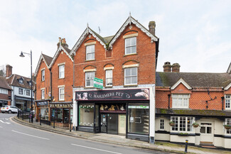 Plus de détails pour 13 High St, Haslemere - Local commercial à louer