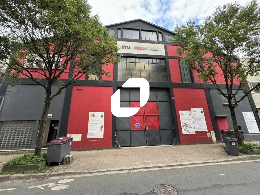 Bureau dans Ivry-sur-Seine à louer Photo du bâtiment- Image 1 de 10