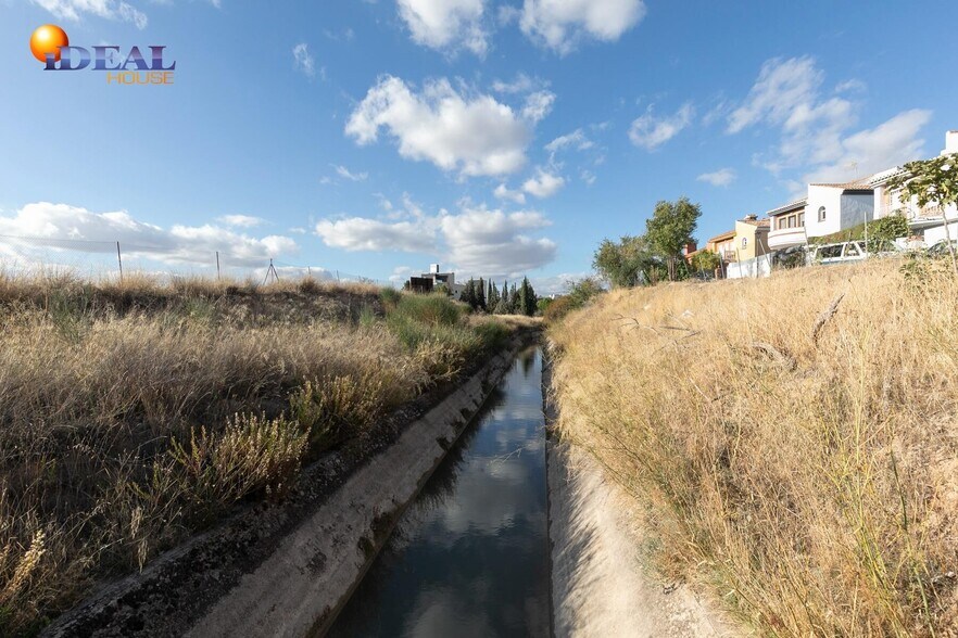 Calle los Juncos, Albolote, Granada à vendre - Photo du bâtiment - Image 2 de 29