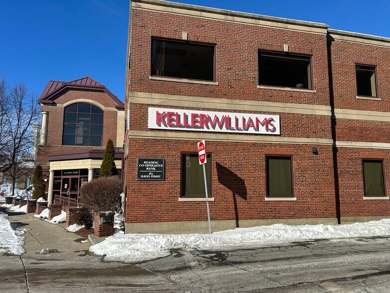 180 Haven St, Reading, MA à louer - Photo du bâtiment - Image 2 de 22