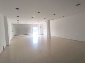 Commerce de détail dans Manresa, Barcelona à louer Photo intérieure- Image 1 de 11