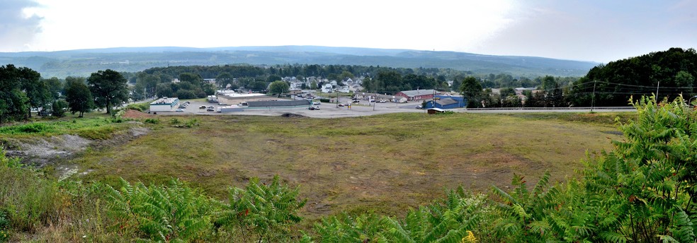 Kennedy Dr, Archbald, PA à vendre - Photo du bâtiment - Image 1 de 10