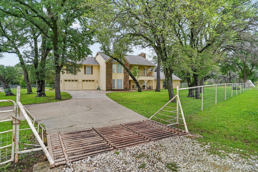 14145 US-281, Santo, TX à vendre - Photo du bâtiment - Image 3 de 48