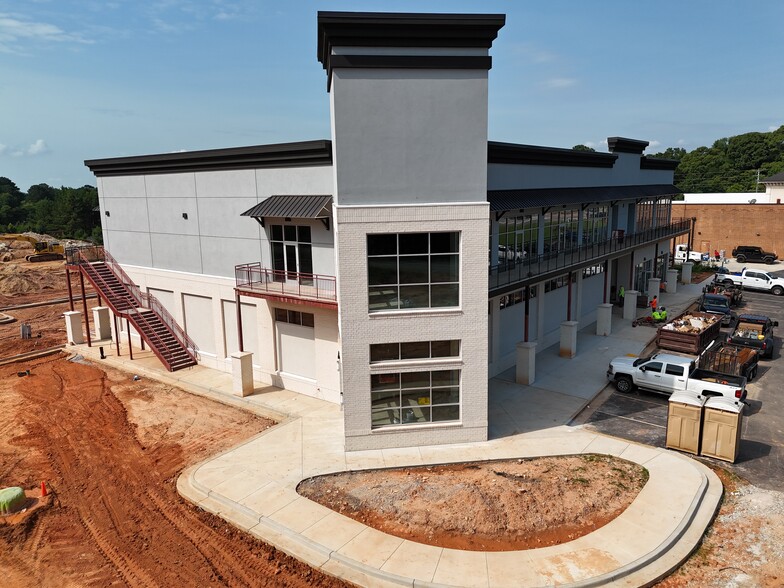 94 New Cut Rd, Braselton, GA for lease - Building Photo - Image 3 of 8
