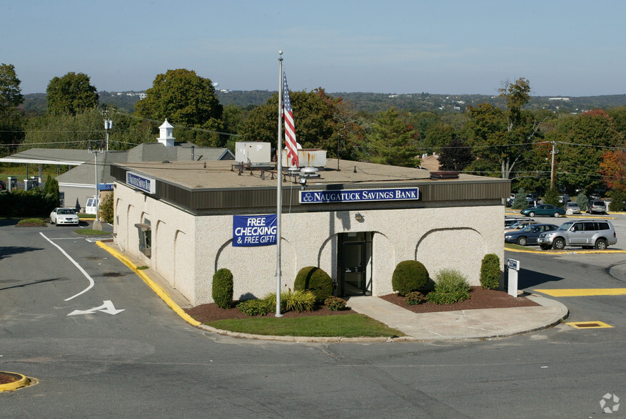 565-639 Straits Tpke, Watertown, CT à louer - Photo principale - Image 1 de 1