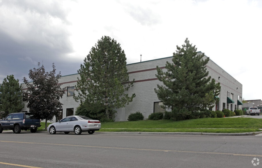 585-597 W 9400 S, Sandy, UT for lease - Building Photo - Image 2 of 2