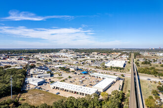 2100 Sadau Ct, Denton, TX - AÉRIEN  Vue de la carte