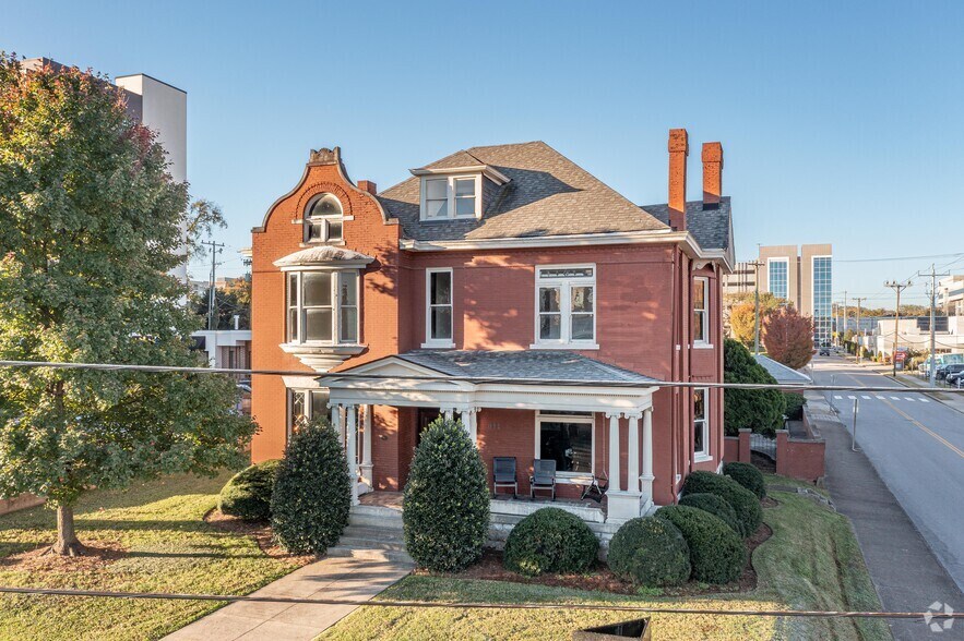 311 22nd Ave N, Nashville, TN à vendre - Photo du bâtiment - Image 3 de 19