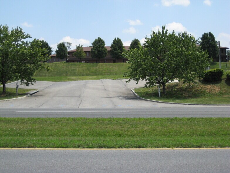 2941 Peters Creek Rd NW, Roanoke, VA à louer - Autre - Image 2 de 2