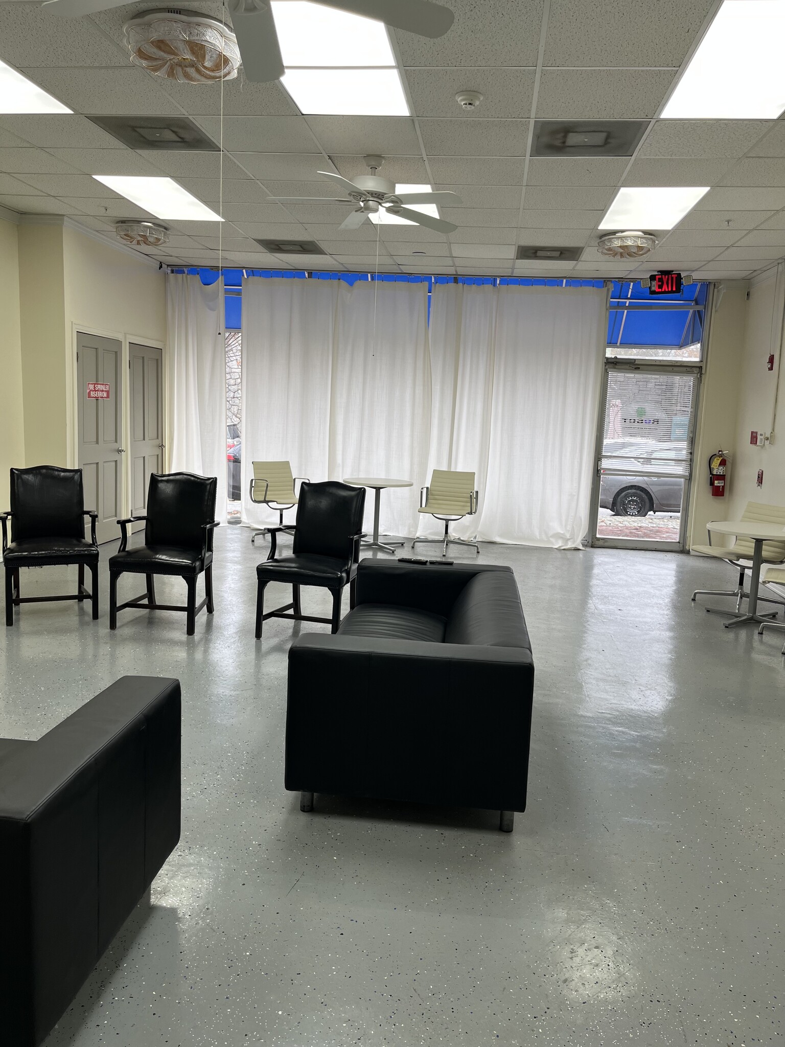 6978 Main St, Lithonia, GA for sale Interior Photo- Image 1 of 11