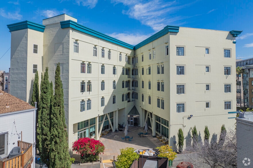 1955 San Pablo Ave, Oakland, CA for lease - Building Photo - Image 3 of 10