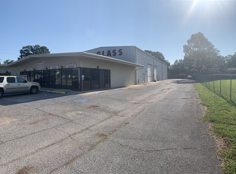 606 N University Ave, Lafayette, LA for sale - Primary Photo - Image 1 of 1