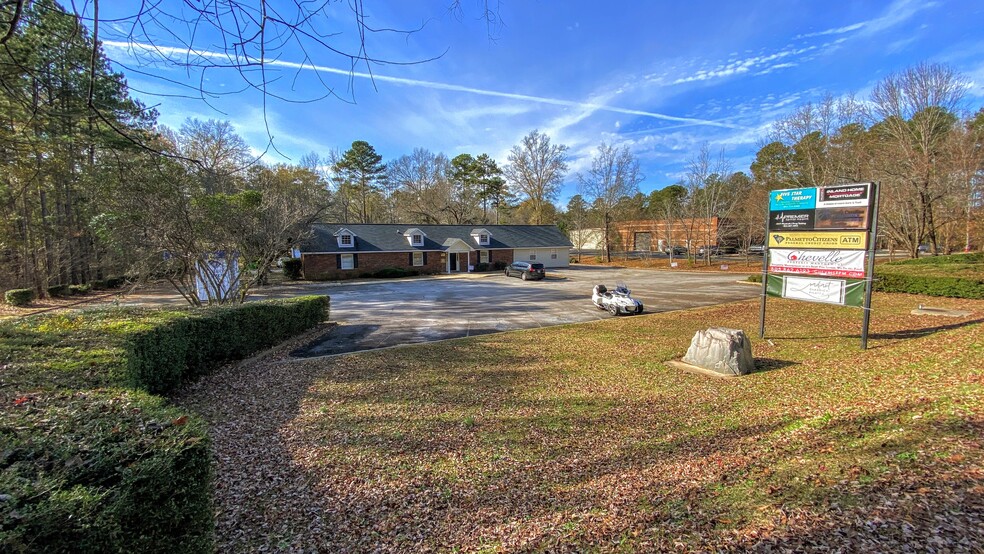 7801 St Andrews Rd, Irmo, SC à vendre - Photo du bâtiment - Image 1 de 1