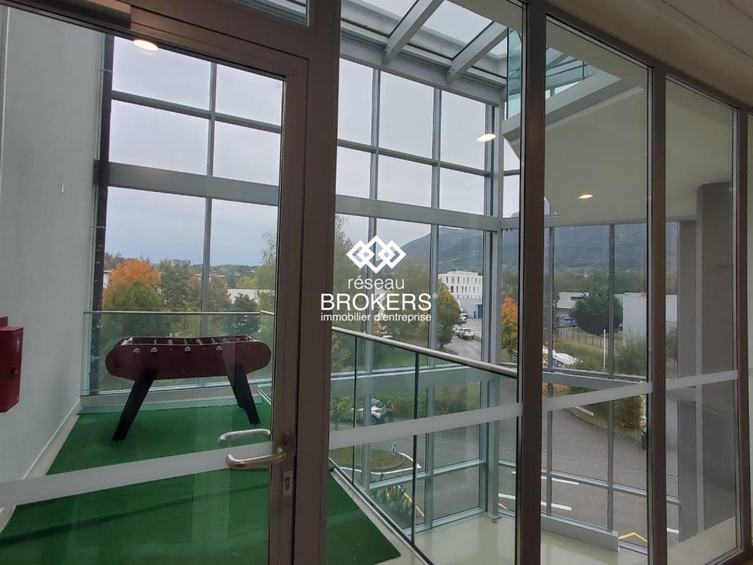 Office in Annecy for lease Interior Photo- Image 1 of 9