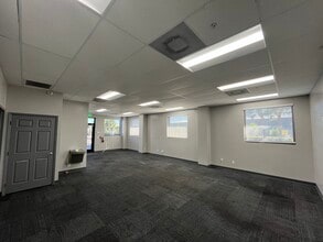 3748 Ironbridge Blvd, Fort Myers, FL for lease Interior Photo- Image 1 of 5