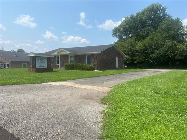 112 Guthrie Dr, Bardstown, KY for lease Primary Photo- Image 1 of 11