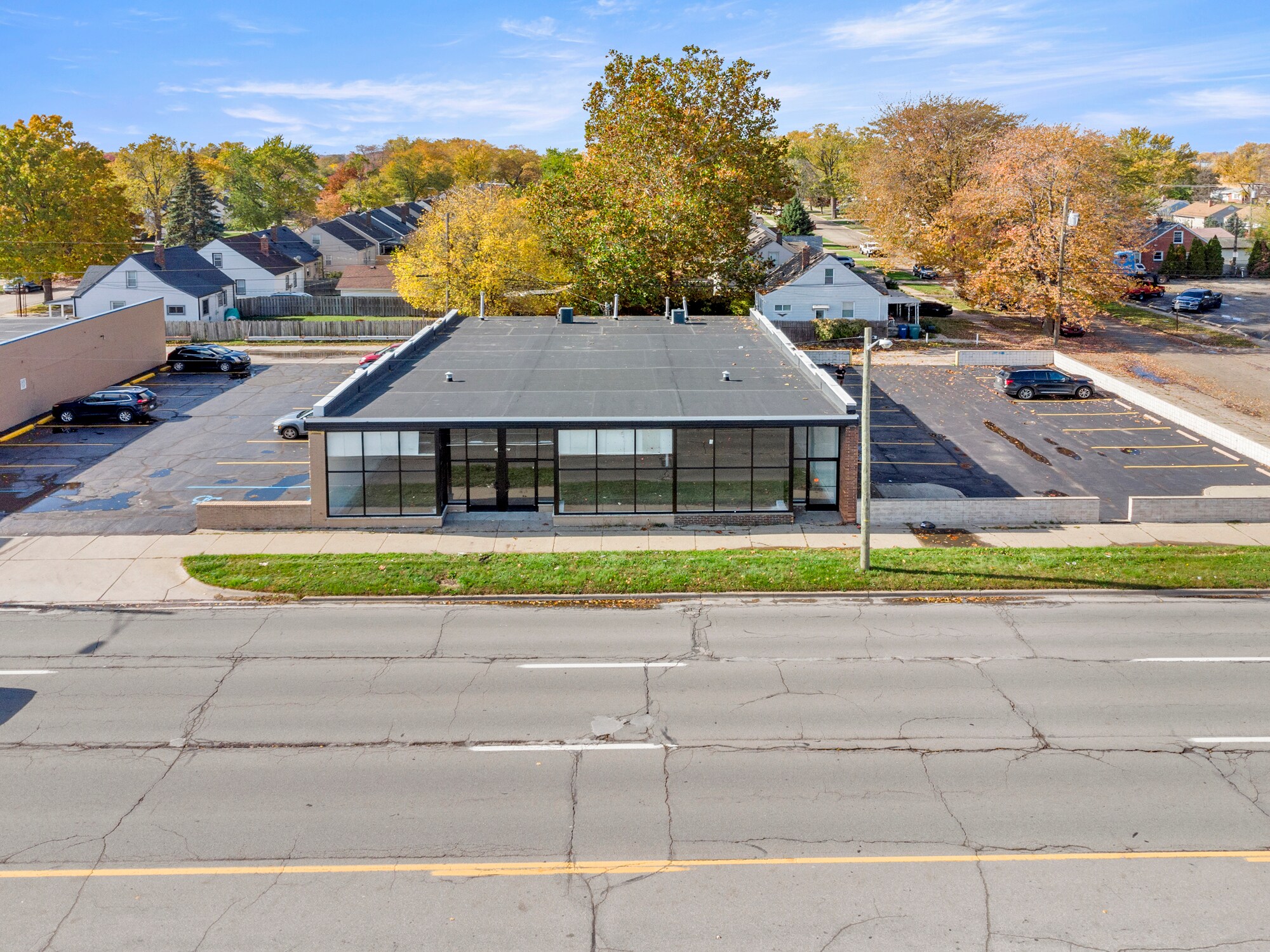 3918 Dix Hwy, Lincoln Park, MI à vendre Photo du bâtiment- Image 1 de 1