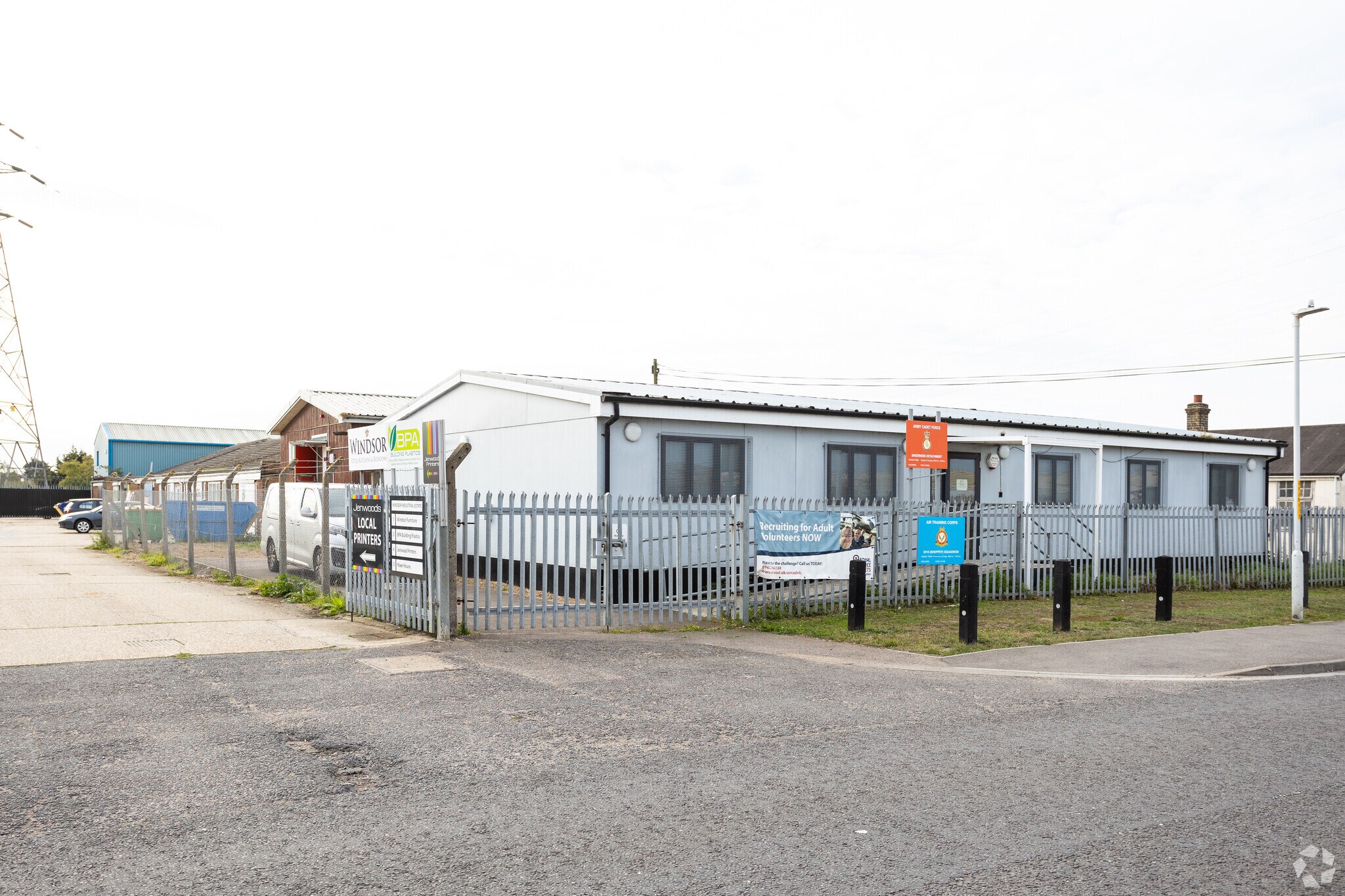 New Rd, Sheerness à louer Photo principale- Image 1 de 2