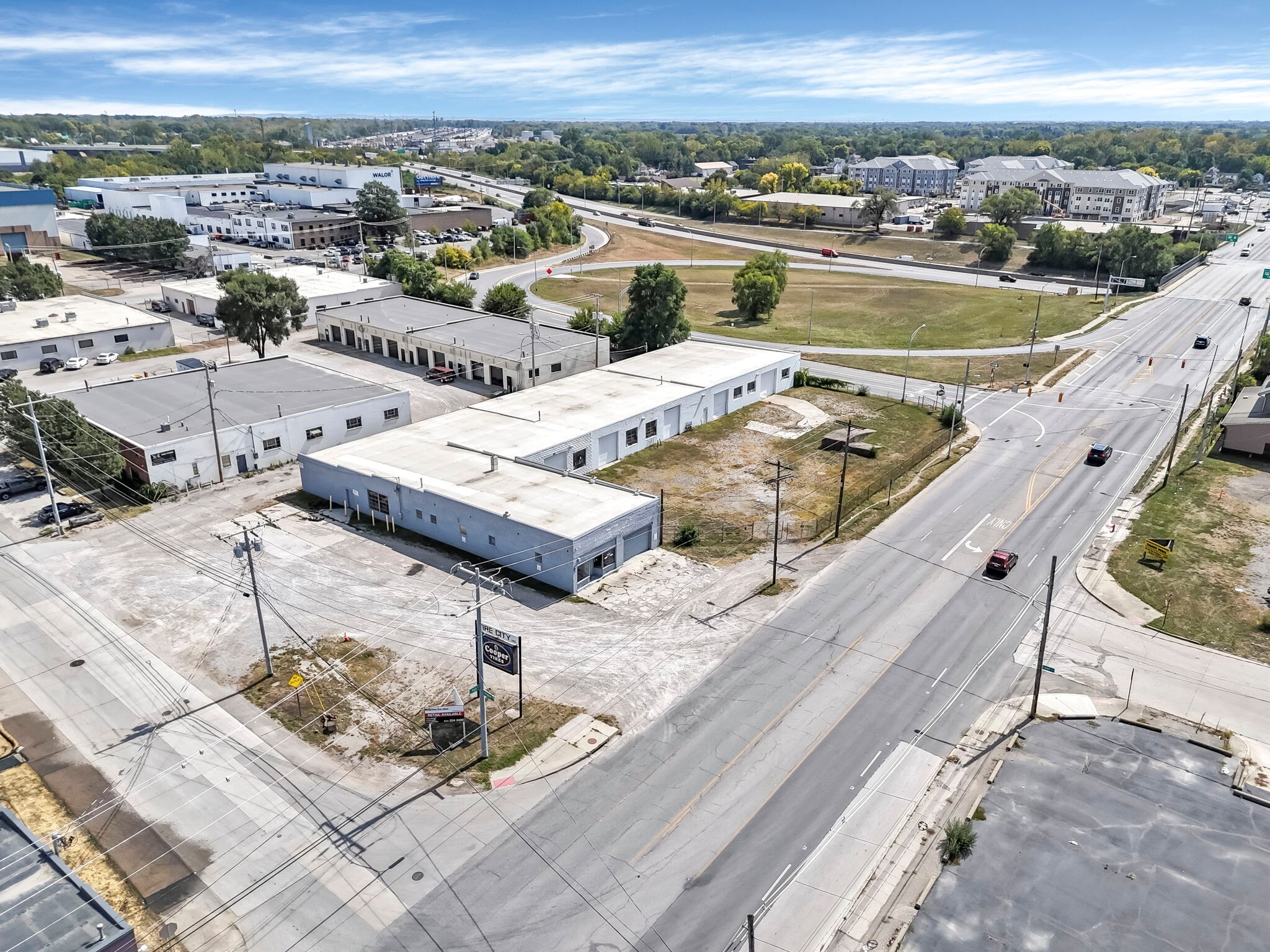 2140 S High St, Columbus, OH à louer Photo du bâtiment- Image 1 de 24