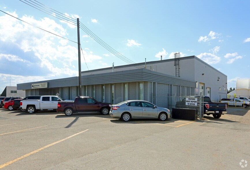 6120 Davies Rd NW, Edmonton, AB à louer - Photo du bâtiment - Image 2 de 27