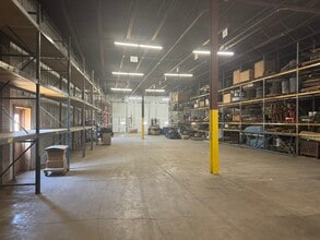 453 5th St, Random Lake, WI à louer Photo intérieure- Image 2 de 4